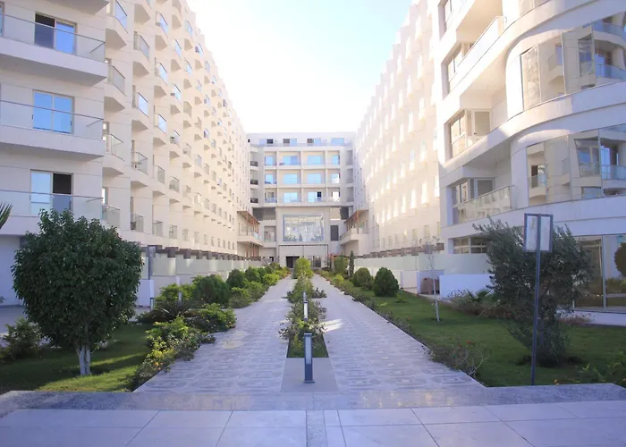 سكانديك ريزورت - Scandic Otel 5*