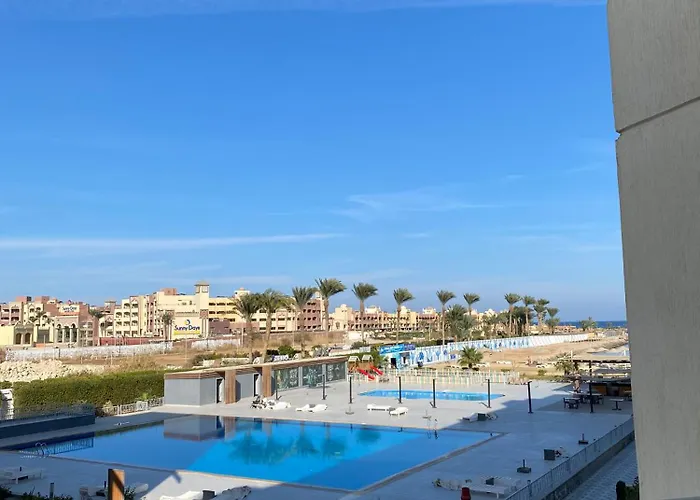 سكانديك ريزورت - Scandic Otel 5*